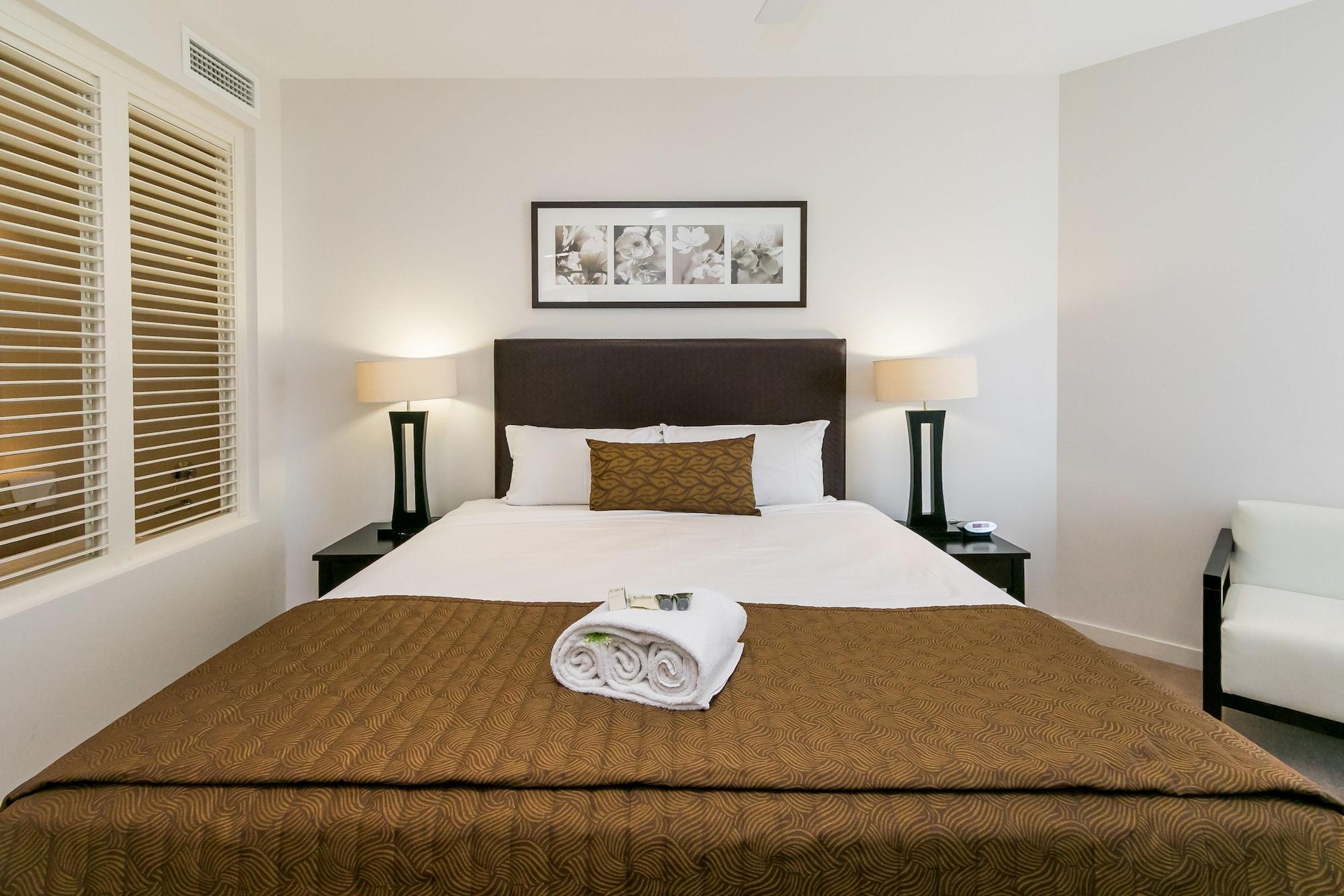 Grand Mercure Allegra Hervey Bay Eksteriør billede A bedroom at the hotel
