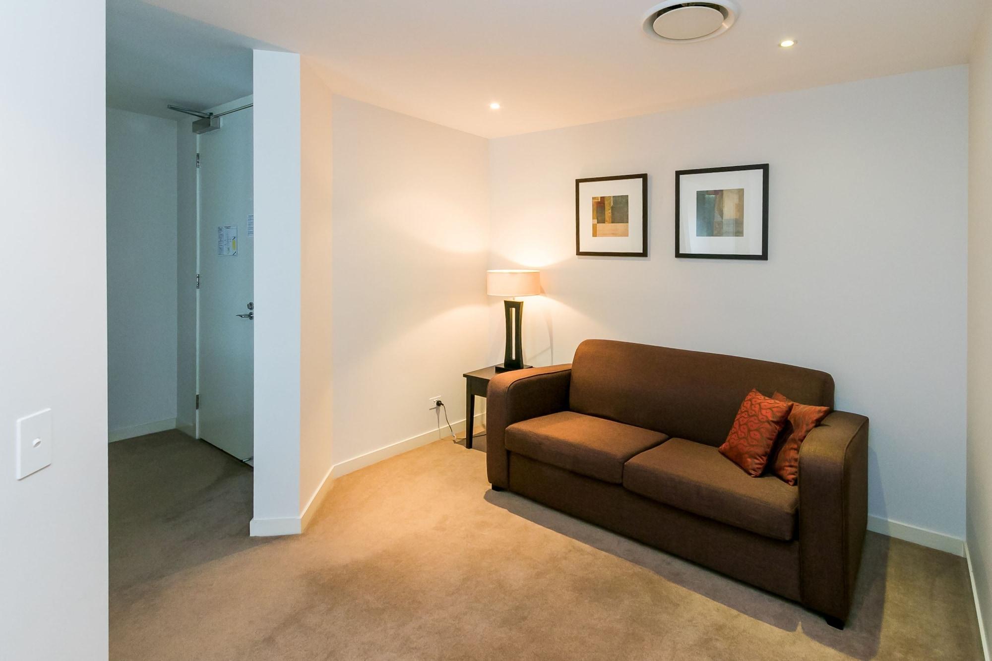 Grand Mercure Allegra Hervey Bay Eksteriør billede A typical apartment at the University of Western Australia