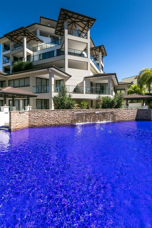 Grand Mercure Allegra Hervey Bay Eksteriør billede The pool at the W Hotel