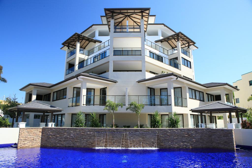 Grand Mercure Allegra Hervey Bay Eksteriør billede The Island Resort